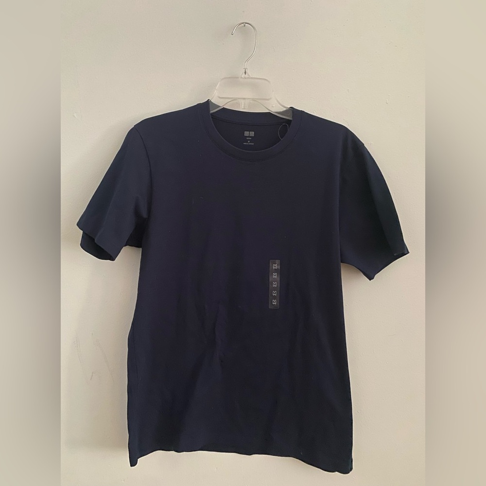 NWT Men's Navy Blue Uniqlo T-Shirt Unworn